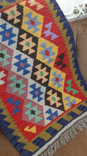 Carica l&#39;immagine nel visualizzatore di Gallery, Kilim N.3410
