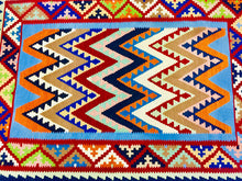 Carica l&#39;immagine nel visualizzatore di Gallery, Kilim N.3422
