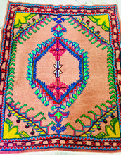 Carica l&#39;immagine nel visualizzatore di Gallery, Kilim Tappeto N.3423
