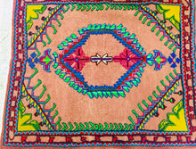 Carica l&#39;immagine nel visualizzatore di Gallery, Kilim Tappeto N.3423
