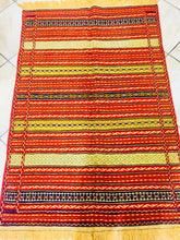 Carica l&#39;immagine nel visualizzatore di Gallery, Kilim N.884
