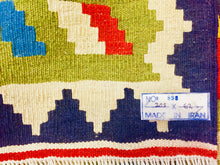 Carica l&#39;immagine nel visualizzatore di Gallery, Kilim N.893
