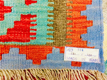 Carica l&#39;immagine nel visualizzatore di Gallery, Kilim N.894
