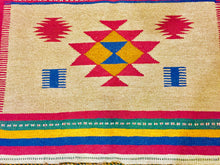 Carica l&#39;immagine nel visualizzatore di Gallery, Kilim N.903
