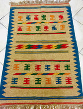 Carica l&#39;immagine nel visualizzatore di Gallery, Kilim N.904
