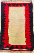 Carica l&#39;immagine nel visualizzatore di Gallery, Kilim N.3384
