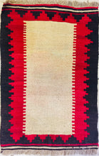 Carica l&#39;immagine nel visualizzatore di Gallery, Kilim N.3384
