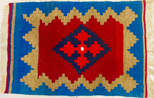 Carica l&#39;immagine nel visualizzatore di Gallery, Kilim N.3394
