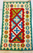 Carica l&#39;immagine nel visualizzatore di Gallery, Kilim N.3398
