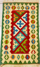 Carica l&#39;immagine nel visualizzatore di Gallery, Kilim N.3398
