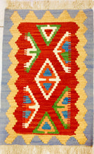 Carica l&#39;immagine nel visualizzatore di Gallery, Kilim N.3401
