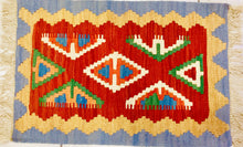 Carica l&#39;immagine nel visualizzatore di Gallery, Kilim N.3401
