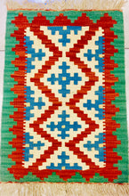 Carica l&#39;immagine nel visualizzatore di Gallery, Kilim N.3402
